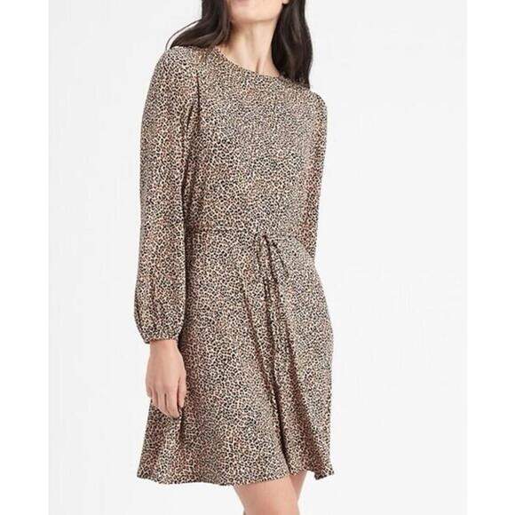 Banana Republic Dresses & Skirts - Banana Republic Long Sleeve Leopard Mini Dress Size Medium